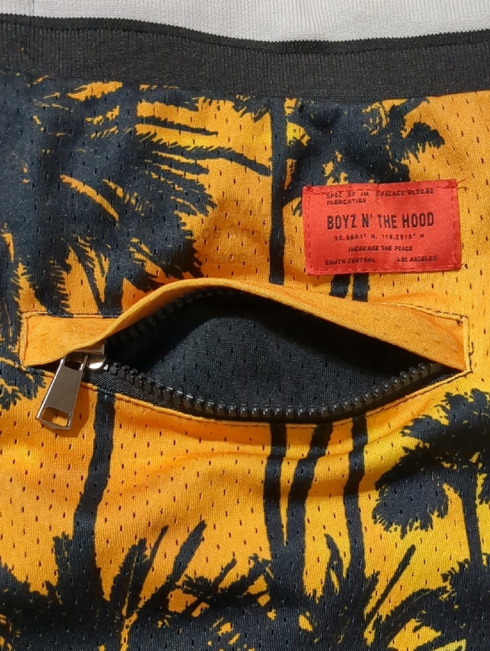 Boyz N The Hood Shoe Palace basketball shorts size Large - Picture 9 of 11